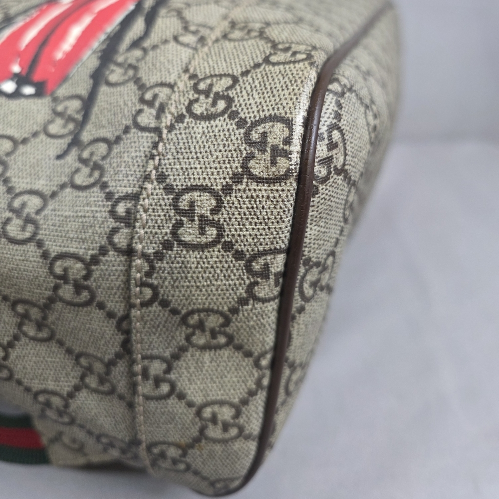✨️GUCCI GG Supreme Web Insect Backpack - Picture 9 of 16